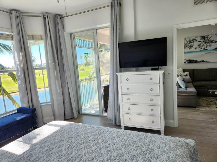 Greenlinks Golf View Villa Flamingo At Lely Resort เนเปิลส์ ภายนอก รูปภาพ