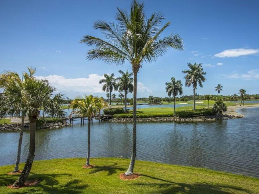 Greenlinks Golf View Villa Flamingo At Lely Resort เนเปิลส์ ภายนอก รูปภาพ